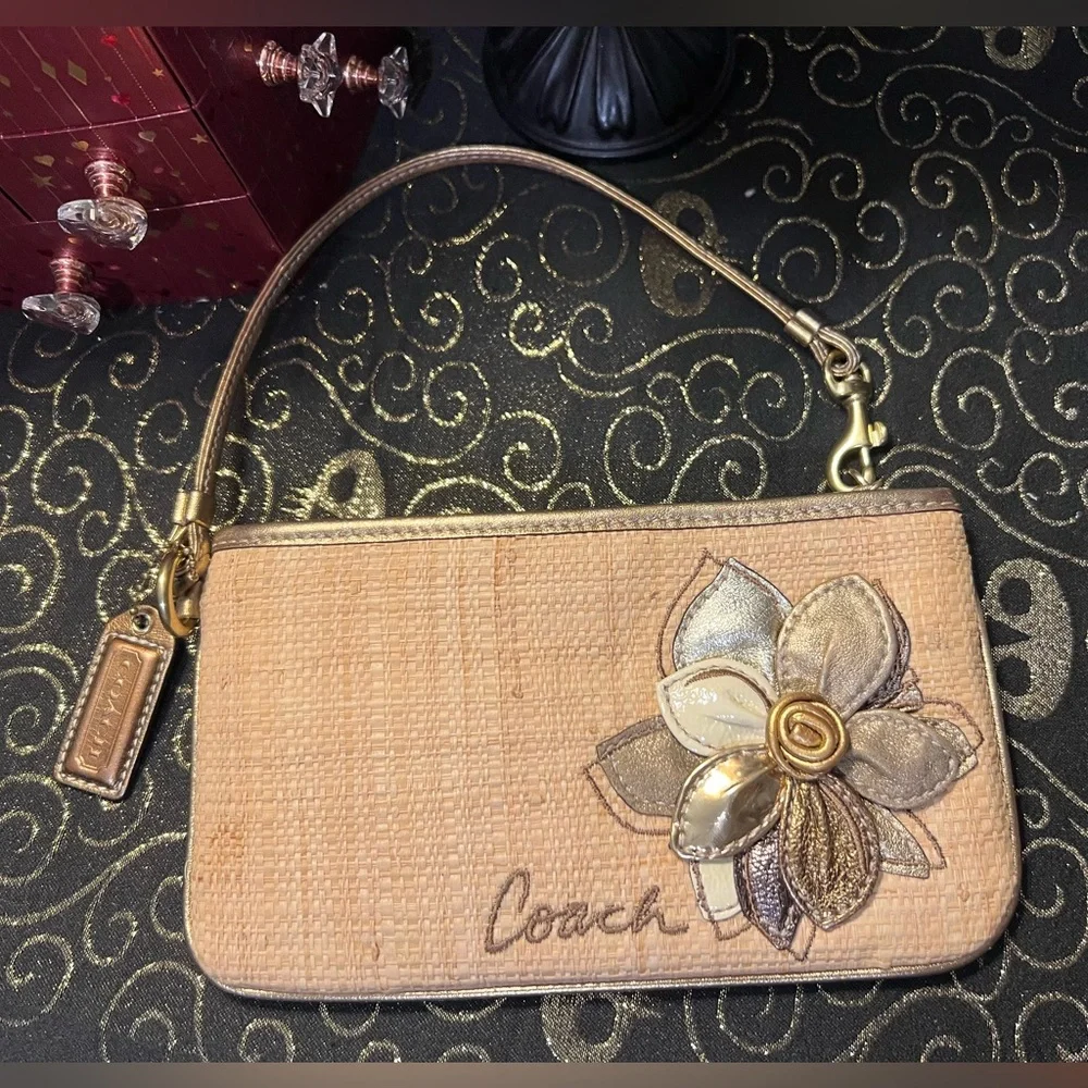 Coach Hampton Gold and Tan Woven Straw Wristlet w/ Flower Appliqué